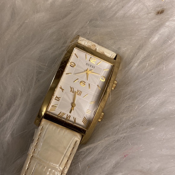 Guess Watch - Picture 11 of 11